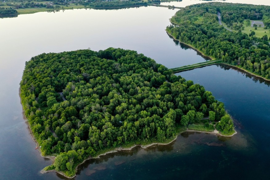 L’Ontario investit dans la revitalisation des parcs du corridor du fleuve Saint-Laurent