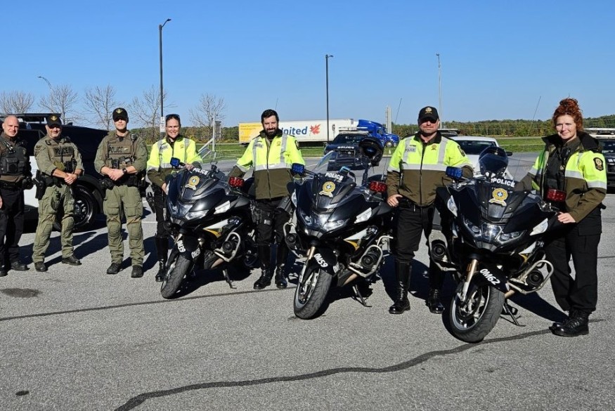 Une opération routière près de Lancaster mène au retrait de 16 camions hors des routes et à la reprise de véhicules volés