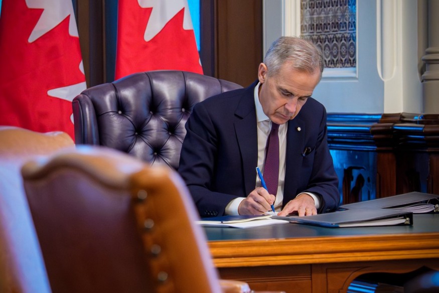 Le gouvernement Carney survit au vote de confiance sur son premier budget