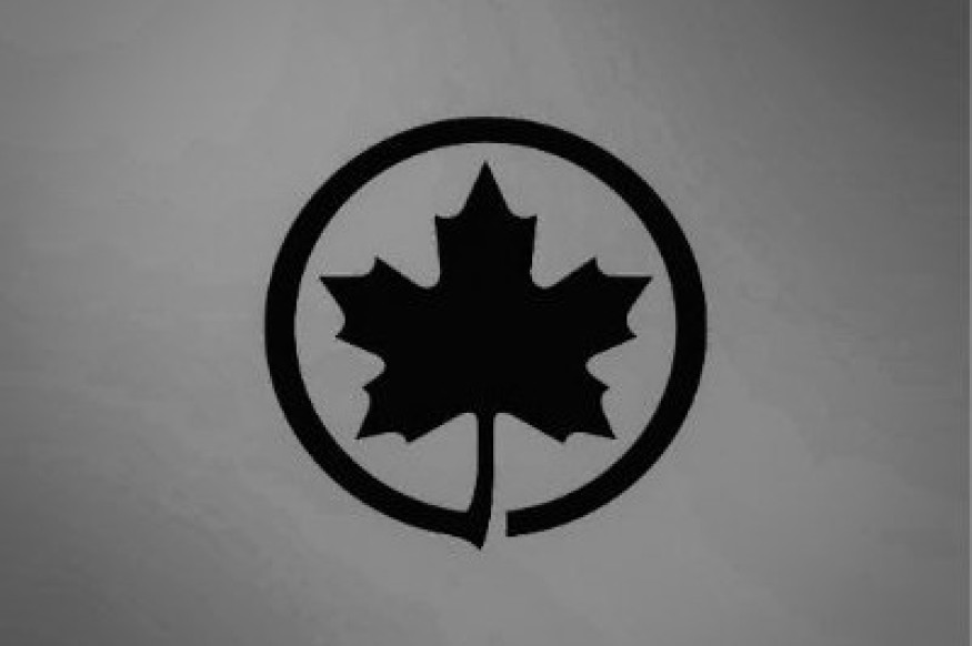 Les corps des deux pilotes rapatriés au Canada